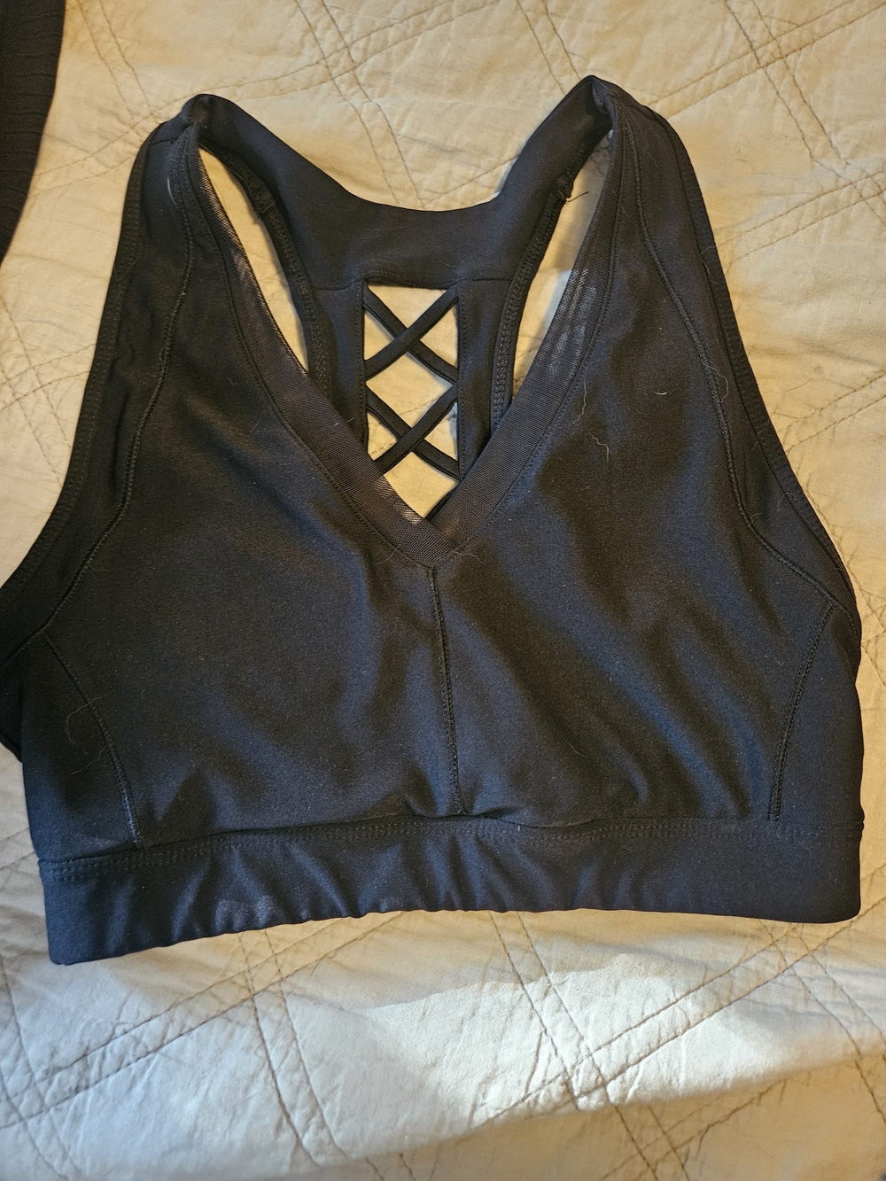 Women’s Black Crisscross Back Sports Bra - Supportive Active Wear